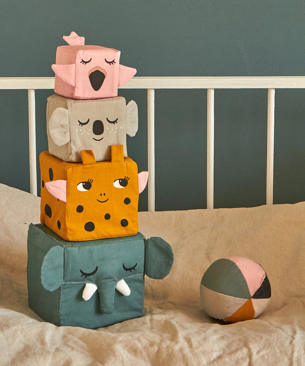 Jungle Life Stacking Cubes - jiminy eco - toys
