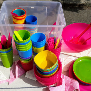 BORROW cups, plates. bowls, and cutlery for your party! >> This is an item you borrow and return to us, not one you buy to keep << - jiminy eco-toys